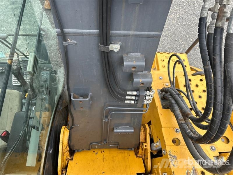 John Deere 135G Bageri gusjeničari