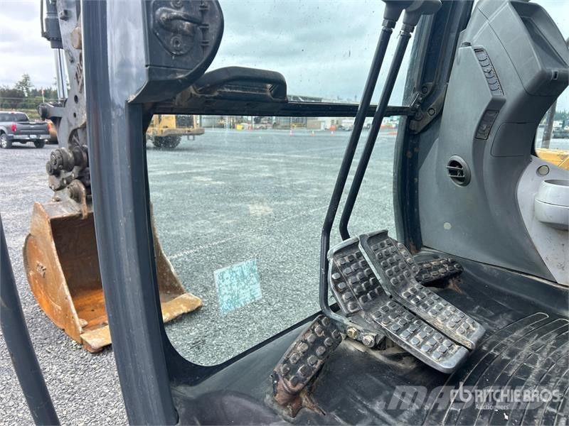 John Deere 135G Bageri gusjeničari