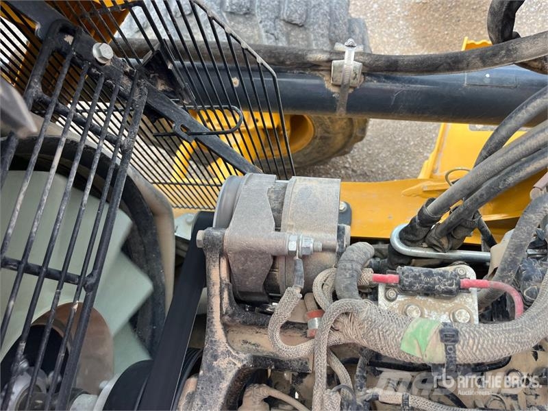 John Deere 210 EL 4x4 Landscape Loader Iekrāvēji uz riteņiem