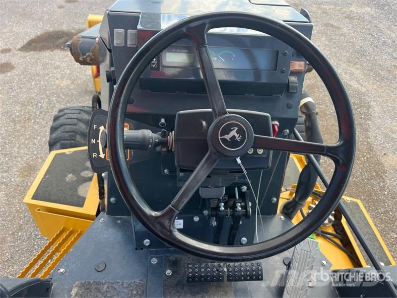 John Deere 210 EL 4x4 Landscape Loader Iekrāvēji uz riteņiem