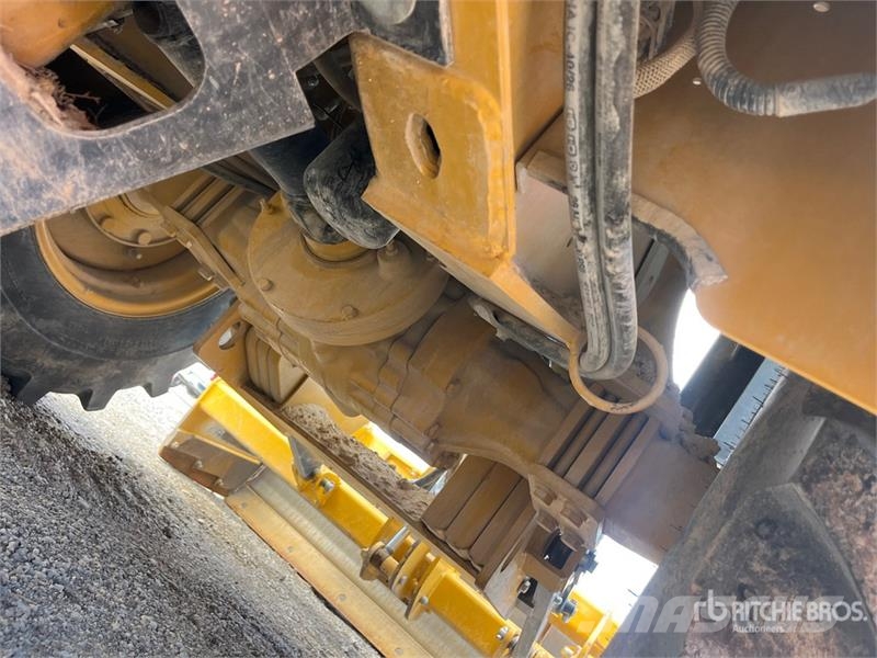 John Deere 210 EL 4x4 Landscape Loader Iekrāvēji uz riteņiem