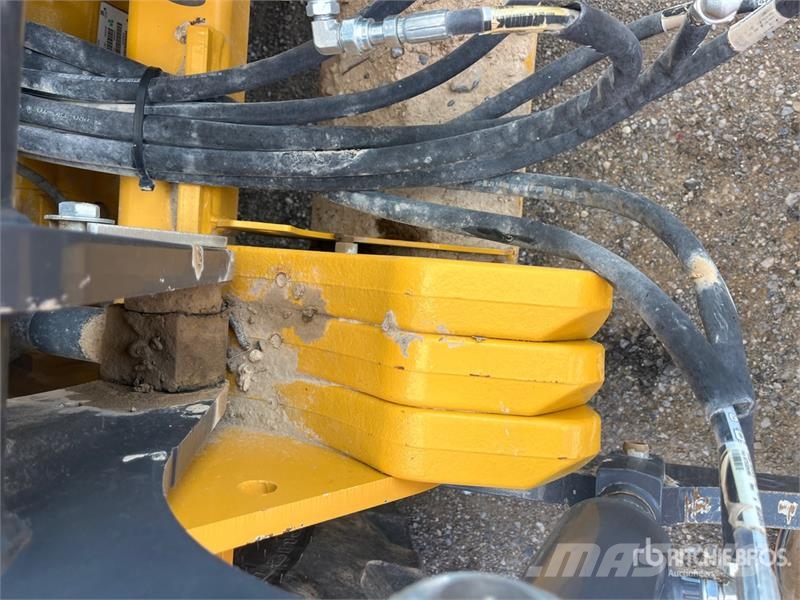John Deere 210 EL 4x4 Landscape Loader Iekrāvēji uz riteņiem