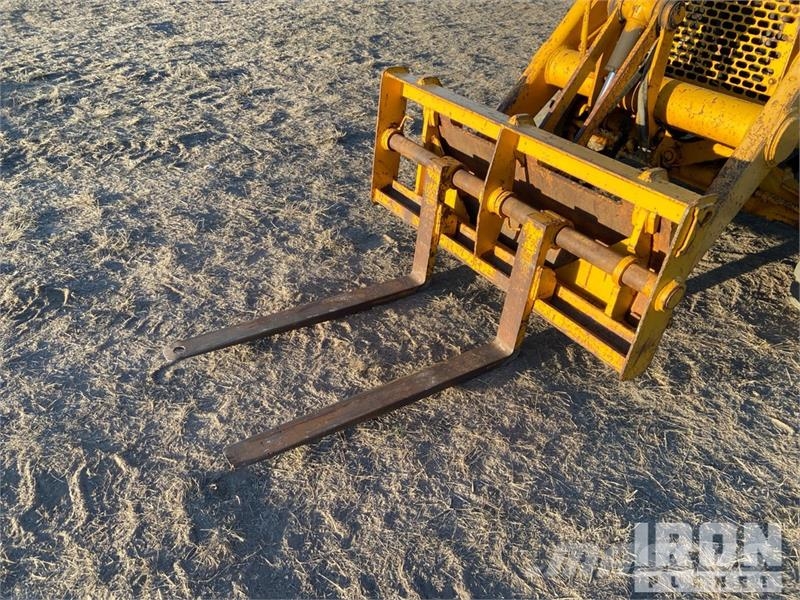 John Deere 210C 轮式装载机