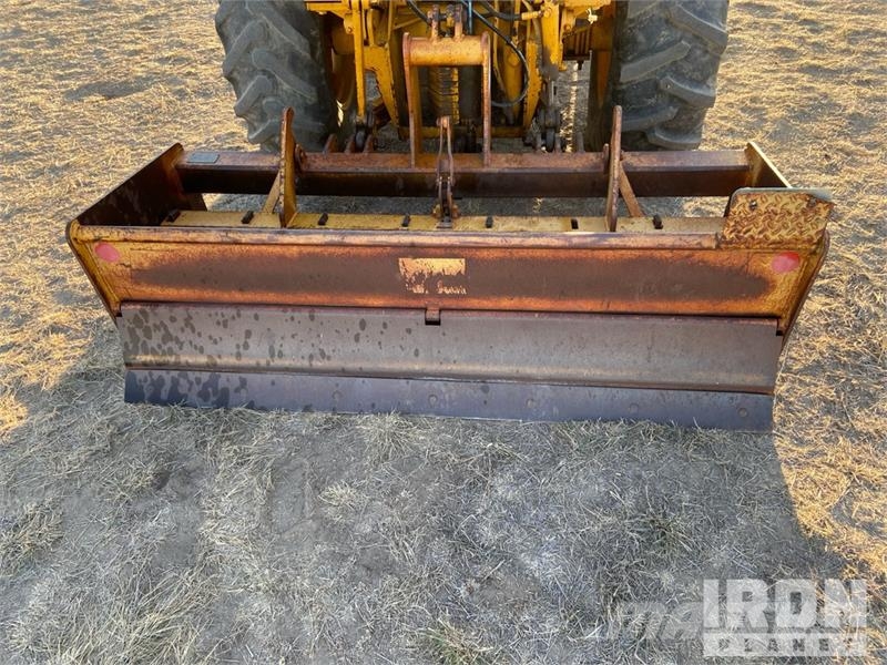 John Deere 210C 轮式装载机