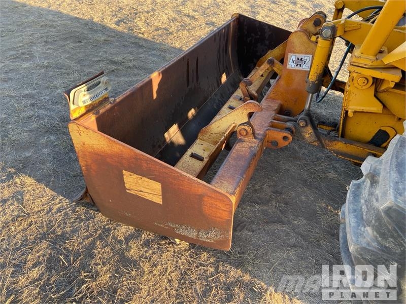 John Deere 210C 轮式装载机