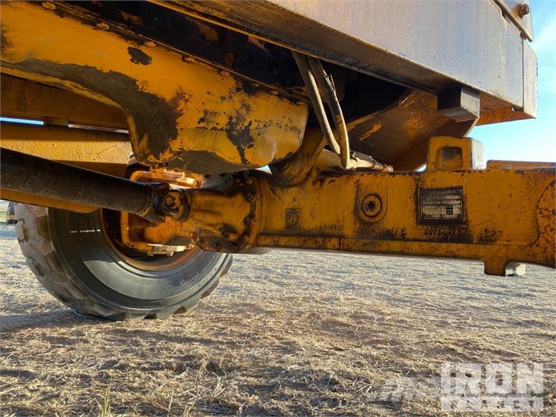 John Deere 210C 轮式装载机