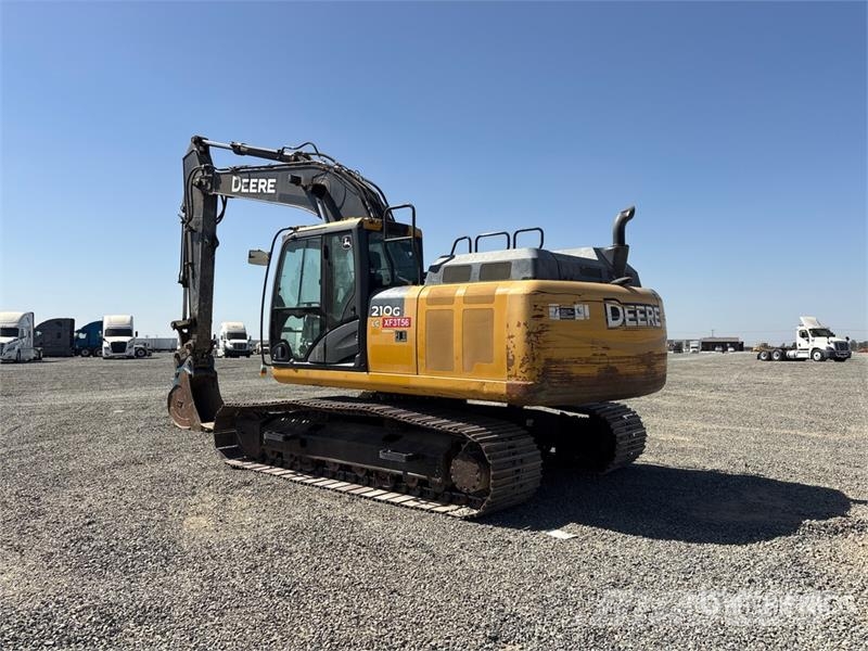 John Deere 210G LC Tracked Excavator Paletli ekskavatörler