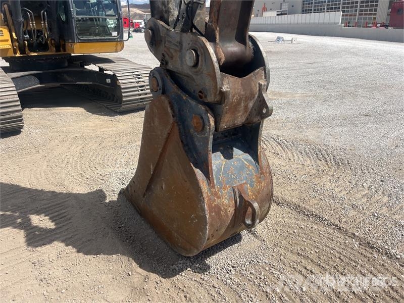 John Deere 210GLC Tracked Excavator Bagri goseničarji