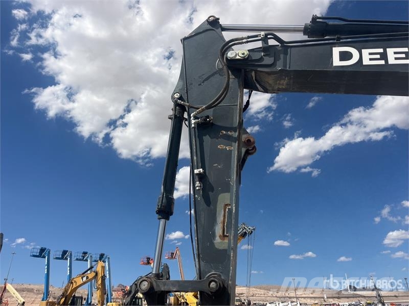 John Deere 210GLC Tracked Excavator Bagri goseničarji