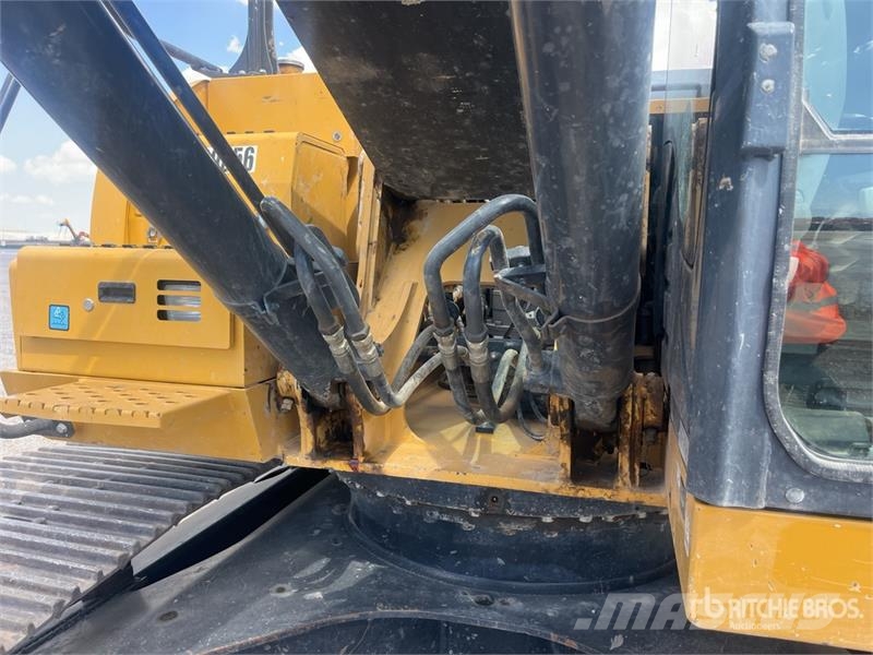 John Deere 210GLC Tracked Excavator Bagri goseničarji