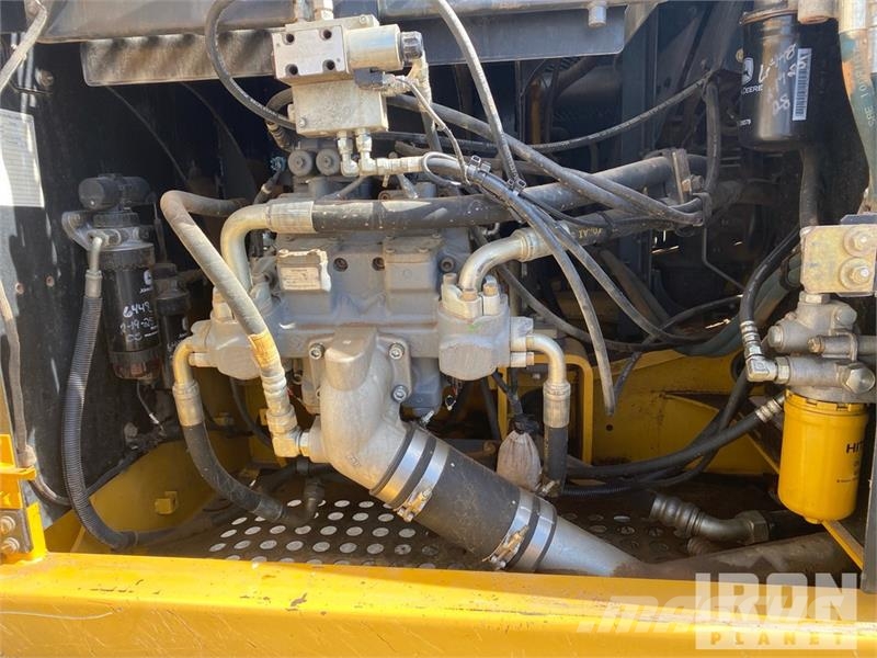 John Deere 210GLC Tracked Excavator Raupenbagger