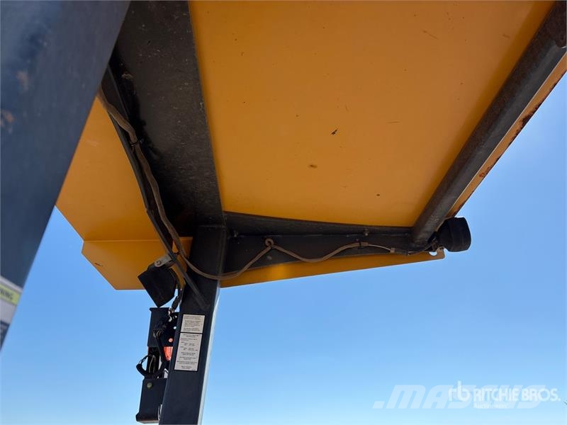 John Deere 210K Tekerlekli yükleyiciler