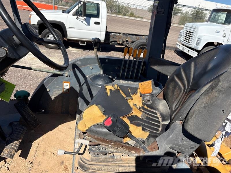 John Deere 210K Tekerlekli yükleyiciler