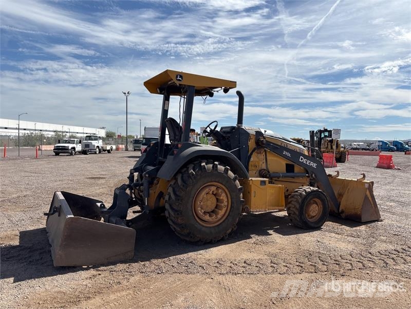 John Deere 210L 4x4 Landscape Loader Wielladers