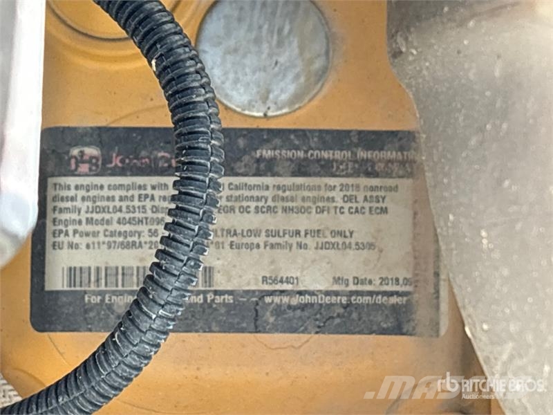 John Deere 210L 4x4 Landscape Loader Kolesni nakladalci