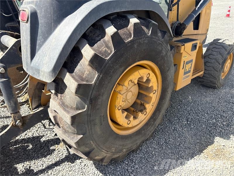 John Deere 210L 4x4 Landscape Loader Kolesni nakladalci