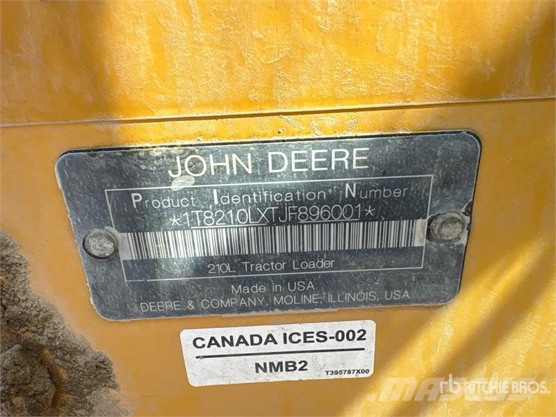 John Deere 210L 4x4 Landscape Loader Kolesni nakladalci