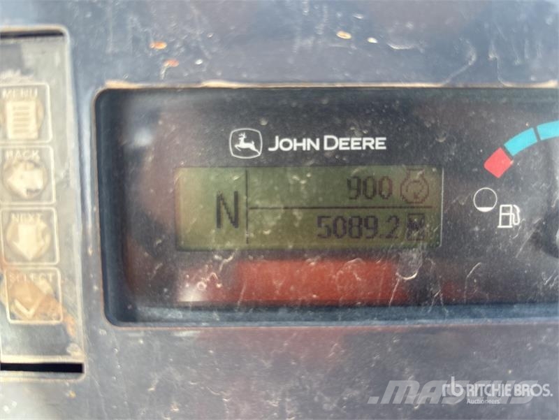 John Deere 210L 4x4 Landscape Loader Wielladers