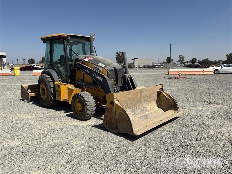 John Deere 210L 4x4 Landscape Loader Kolesni nakladalci