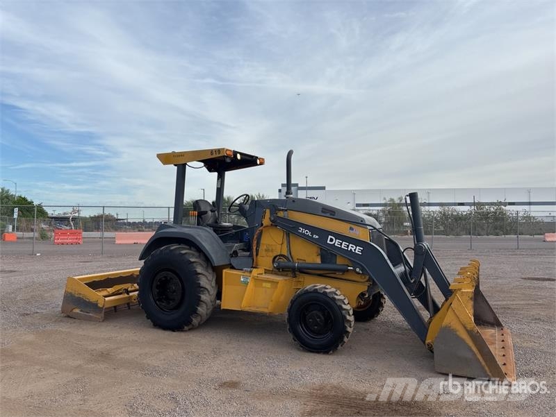 John Deere 210L 4x4 Landscape Loader Radlader