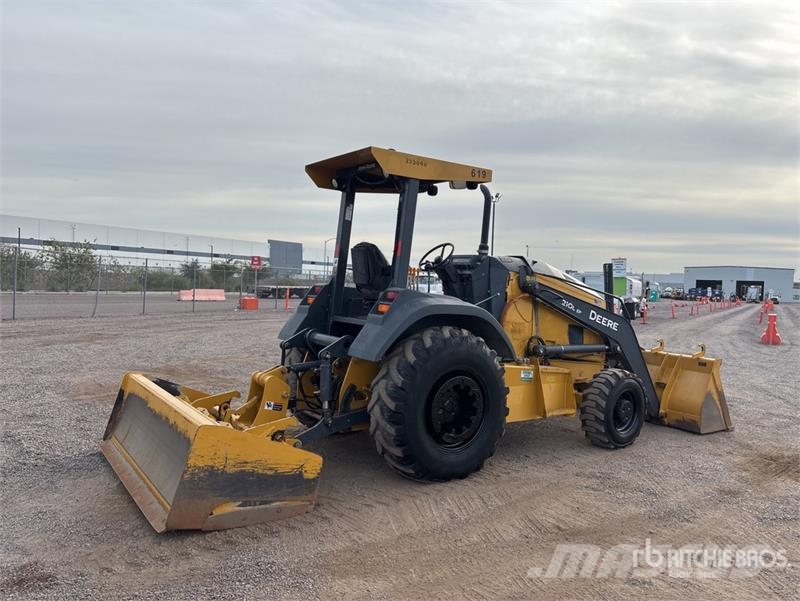 John Deere 210L 4x4 Landscape Loader Radlader