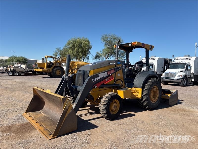 John Deere 210L EP 4x4 Landscape Loader Gumikerekes homlokrakodók