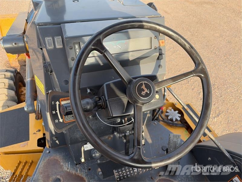 John Deere 210L EP 4x4 Landscape Loader Kolesni nakladalci