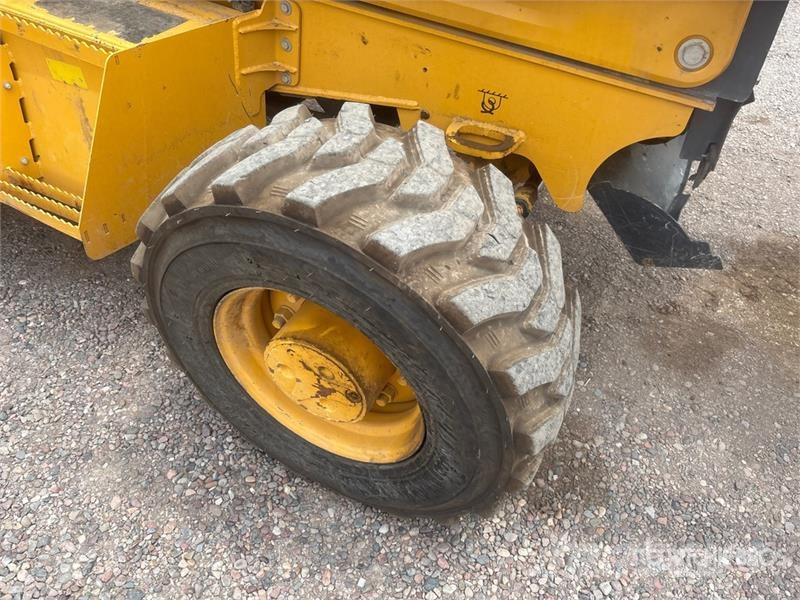 John Deere 210L EP 4x4 Landscape Loader Kolesni nakladalci