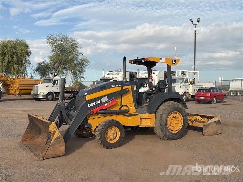 John Deere 210L EP 4x4 Landscape Loader Фронтальні навантажувачі