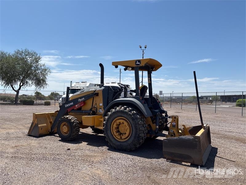 John Deere 210L EP 4x4 Landscape Loader Kolesni nakladalci