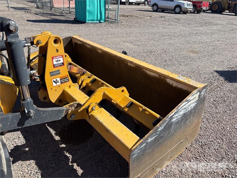 John Deere 210L EP 4x4 Landscape Loader Gumikerekes homlokrakodók