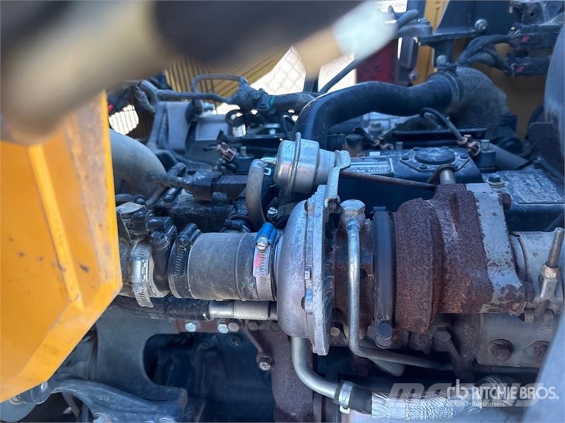 John Deere 210L EP 4x4 Landscape Loader 轮式装载机