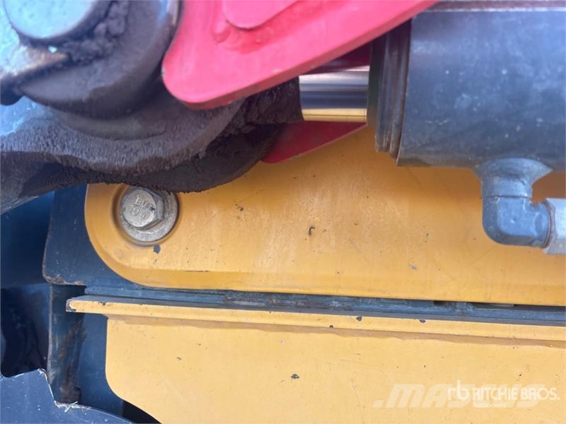John Deere 210L EP 4x4 Landscape Loader 轮式装载机