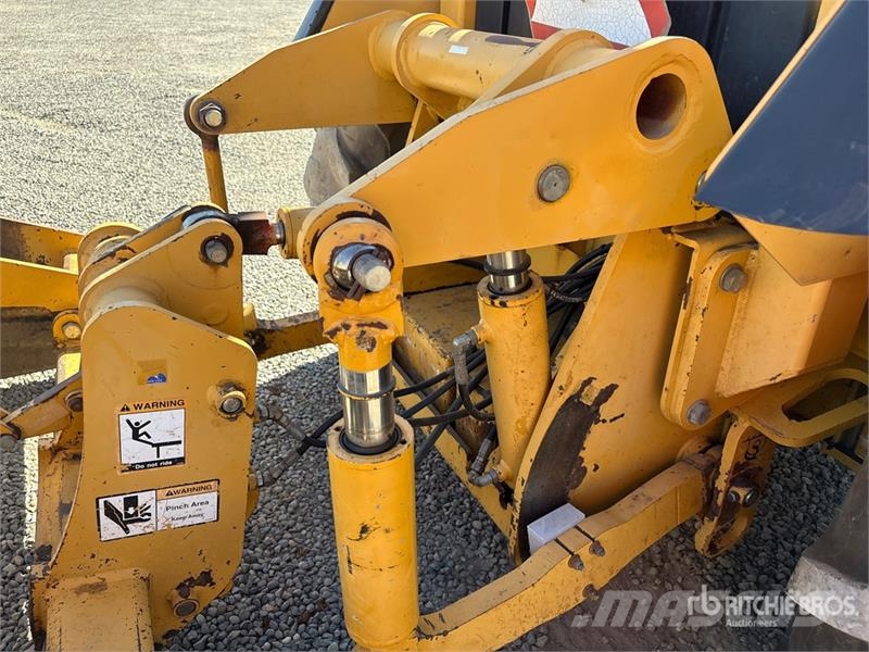 John Deere 210LE  휠로우더