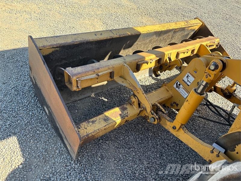 John Deere 210LE  휠로우더