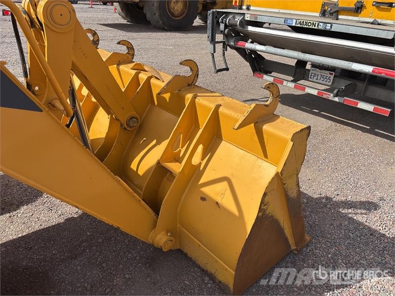 John Deere 210LE Wielladers