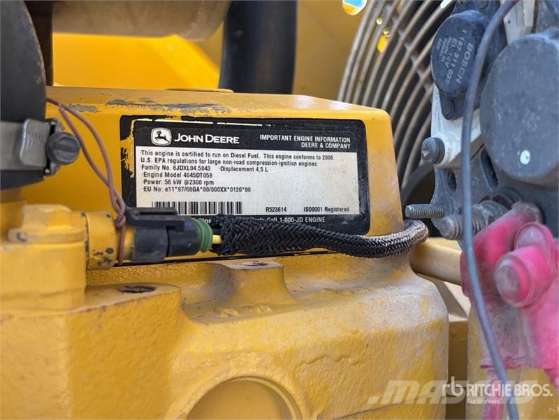 John Deere 210LE Wielladers