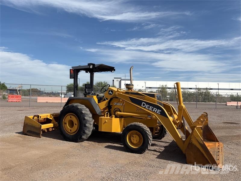 John Deere 210LE Wielladers