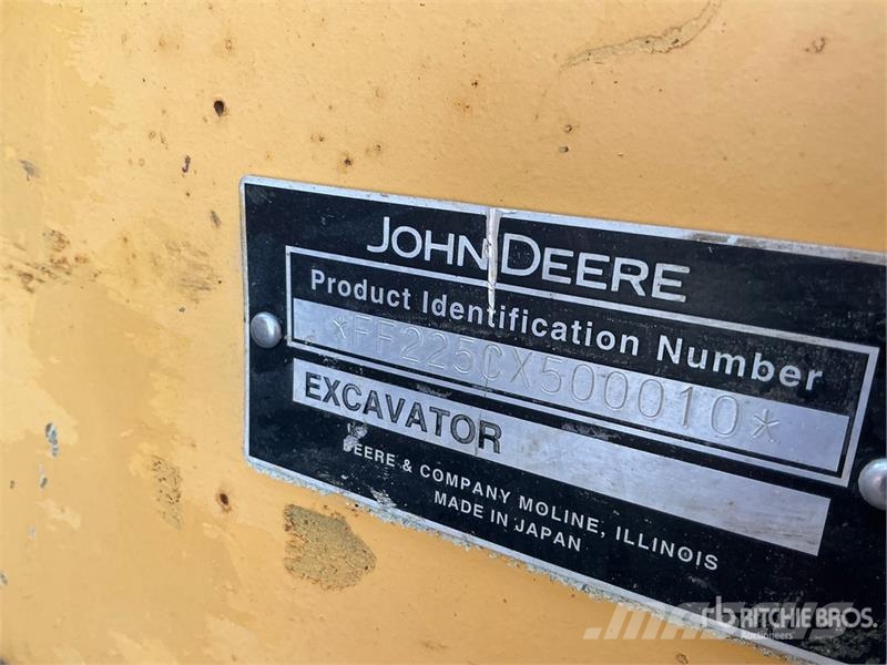 John Deere 225CLC Tracked Excavator 대형 굴삭기 29톤 이상