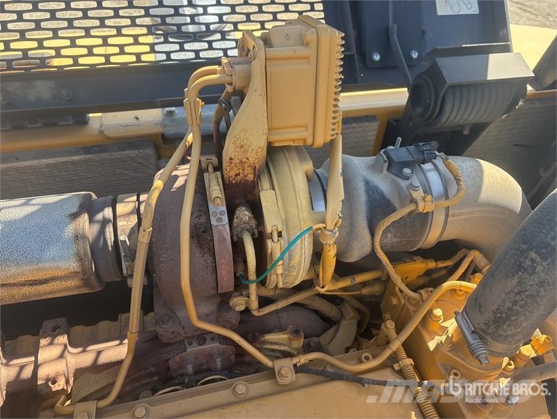 John Deere 250G LC Bageri guseničari