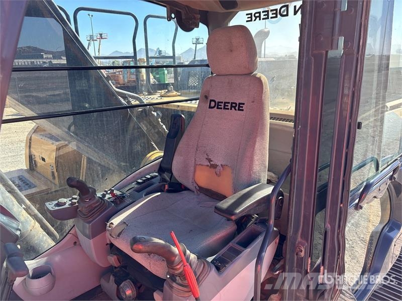 John Deere 250G Tracked Excavator Гусеничні екскаватори