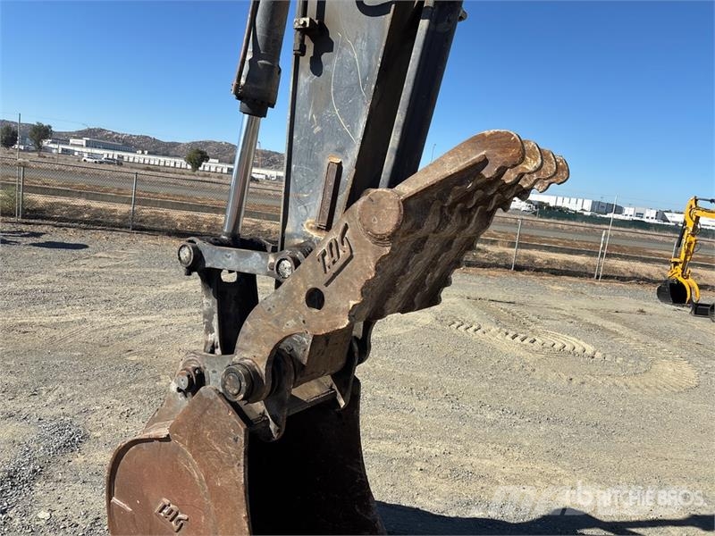 John Deere 250G Tracked Excavator Гусеничні екскаватори