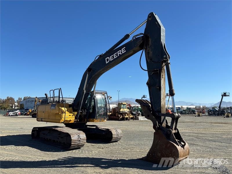 John Deere 250G Tracked Excavator Гусеничні екскаватори