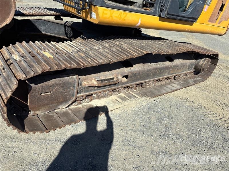 John Deere 250G Tracked Excavator Гусеничні екскаватори