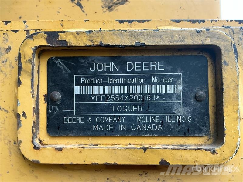 John Deere 2554 Lesní nakladače