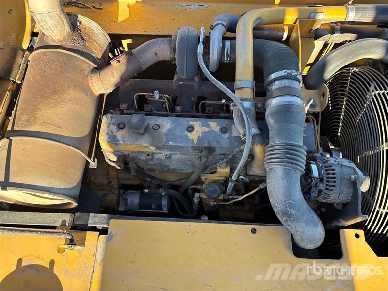 John Deere 2554 Processor Wood splitters and cutters