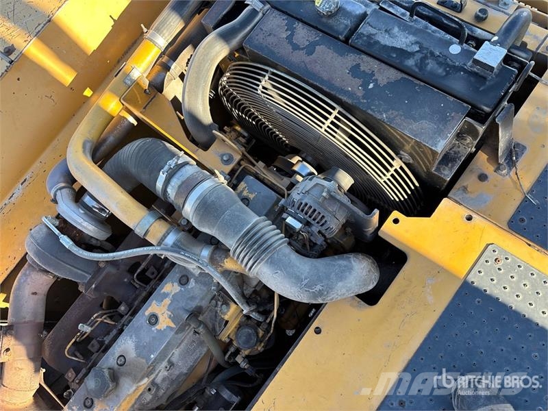 John Deere 2554 Processor Wood splitters and cutters