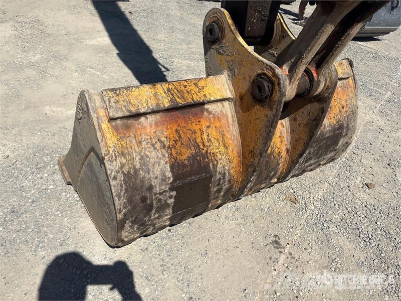 John Deere 270 D Long Reach Tracked Excavator حفارات زحافة