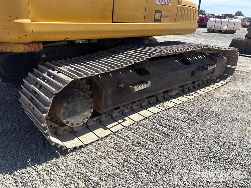 John Deere 270 D Long Reach Tracked Excavator حفارات زحافة