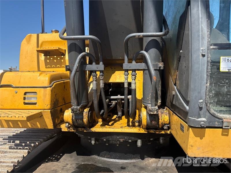John Deere 270D LC Long Reach Tracked Excavator Crawler excavators